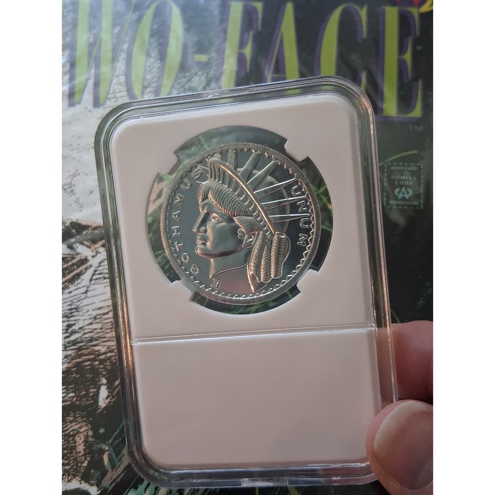 1994 Authentic DC Comics Batman Forever Two-Face Coin E-Gothamus Unum Excellent!